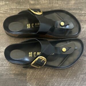 Birkenstock Gizeh Big Buckle High Shine Black Leather with Gold Accents size 40